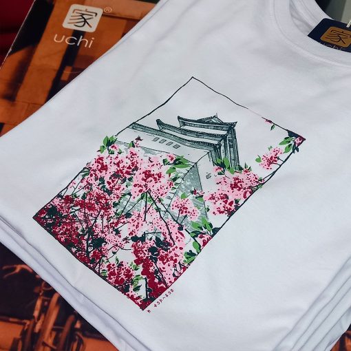 Temple on a hill where cherry blossoms bloom - T shirt
